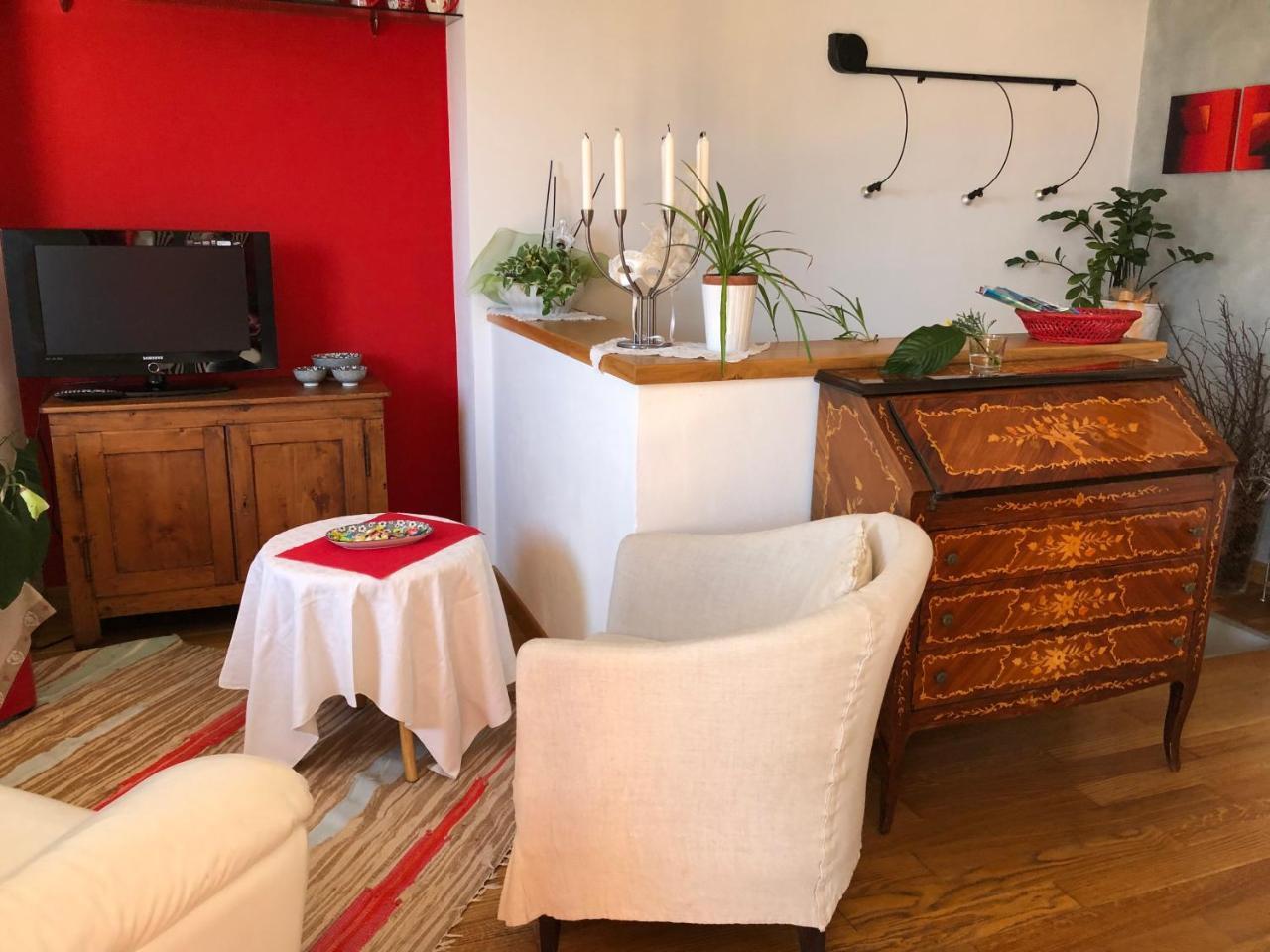 Tremezzina Appartamento Red & Grey Меццегра Экстерьер фото